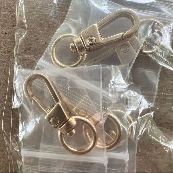 Over 10 Bundles of Assorted Jewelry Making Supplies - Picture 6 of 15